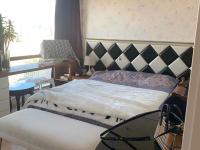 3室2廳1陽臺 同德昆明廣場上北區(qū)客廳