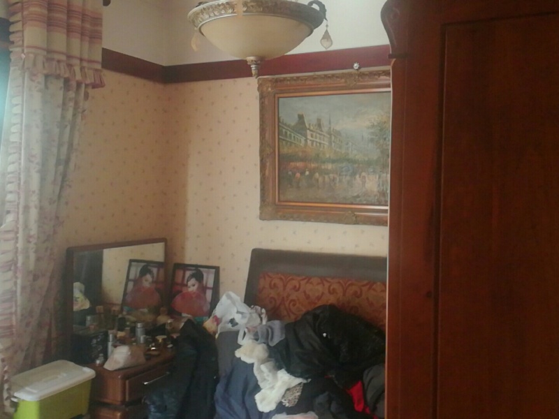 3室2廳2陽臺 巴士西苑客廳