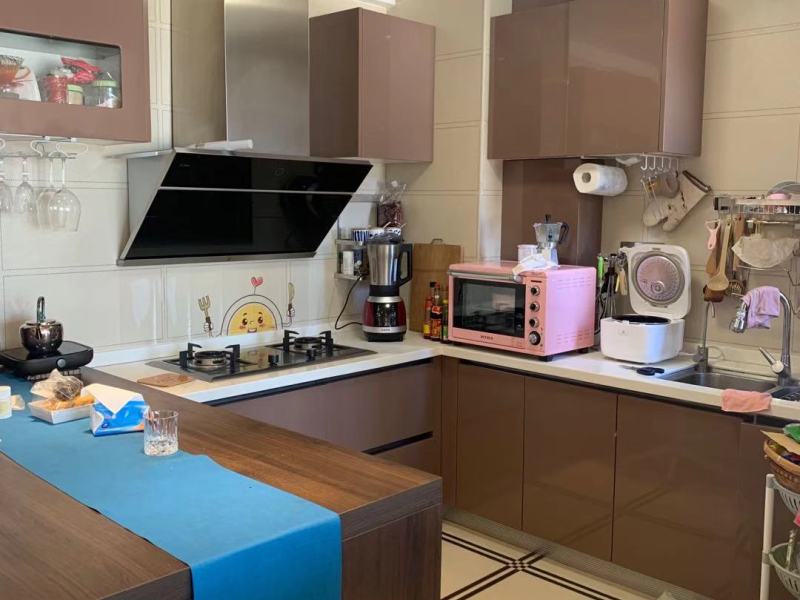 3室2廳1陽臺 同德昆明廣場上北區(qū)客廳