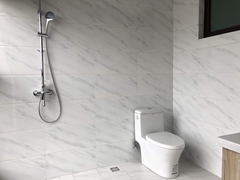 4室2廳2陽臺 萬和花園衛(wèi)生間