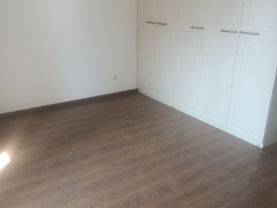 3室2廳1陽臺 滇池衛(wèi)城尚層