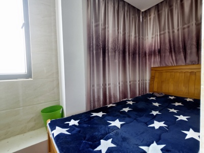 1室1廳2陽(yáng)臺(tái) 朝九晚五