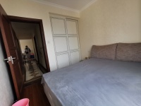 3室2廳2陽臺(tái) 中海學(xué)府路8號(hào)客廳