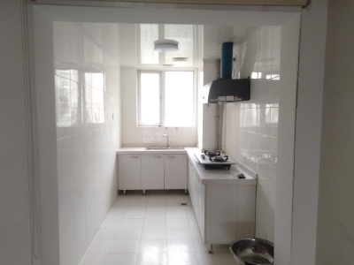 4室2廳1陽臺 世紀城華春苑客廳