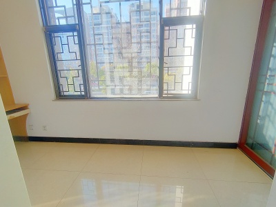 3室2廳2陽臺 金實小區(qū)宏實園