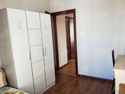 3室2廳1陽臺 潤城十區(qū)