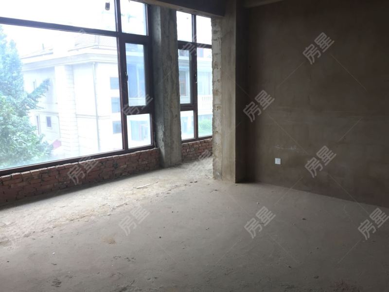 6室2廳4陽臺(tái) 海韻楓丹別墅臥室