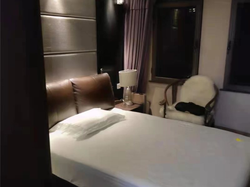 5室2廳3陽(yáng)臺(tái) 昆明恒大云璽別墅臥室