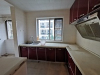 3室2廳1陽臺 佳湖花園廚房