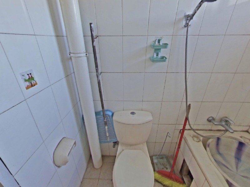 3室2廳1陽臺 巴士家園衛(wèi)生間