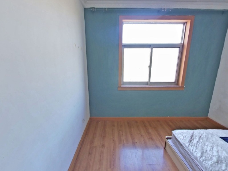 3室2廳1陽臺 巴士家園臥室