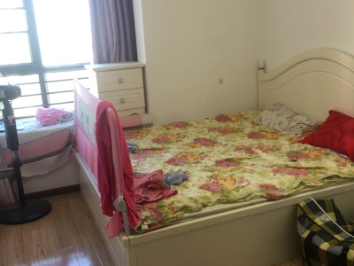2室2廳1陽臺 萬彩城一期