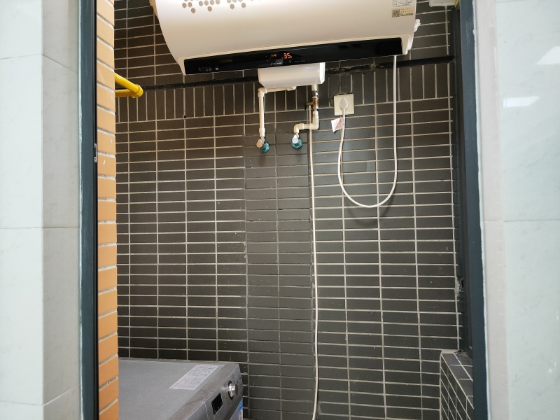 2室2廳1陽(yáng)臺(tái) 海倫國(guó)際海樂(lè)城陽(yáng)臺(tái)