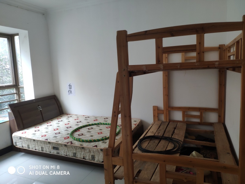 2室2廳1陽(yáng)臺(tái) 云嶺天驕別墅臥室