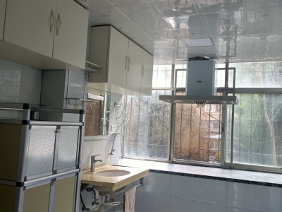 2室1廳1陽臺(tái) 白龍?jiān)?
     title=