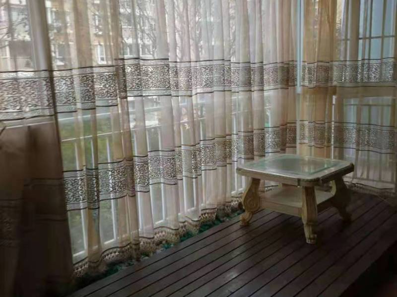 5室3廳2陽臺 上游水岸一期別墅客廳