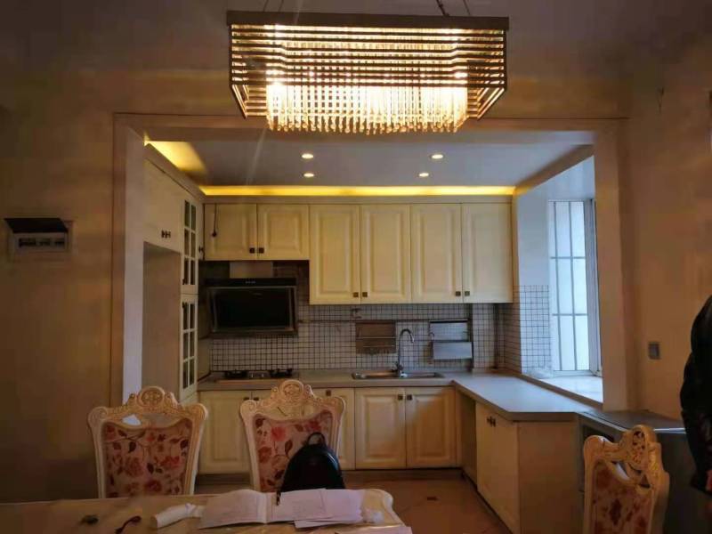 5室3廳2陽臺 上游水岸一期別墅臥室