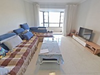 6室2廳2陽臺(tái) 金康園客廳