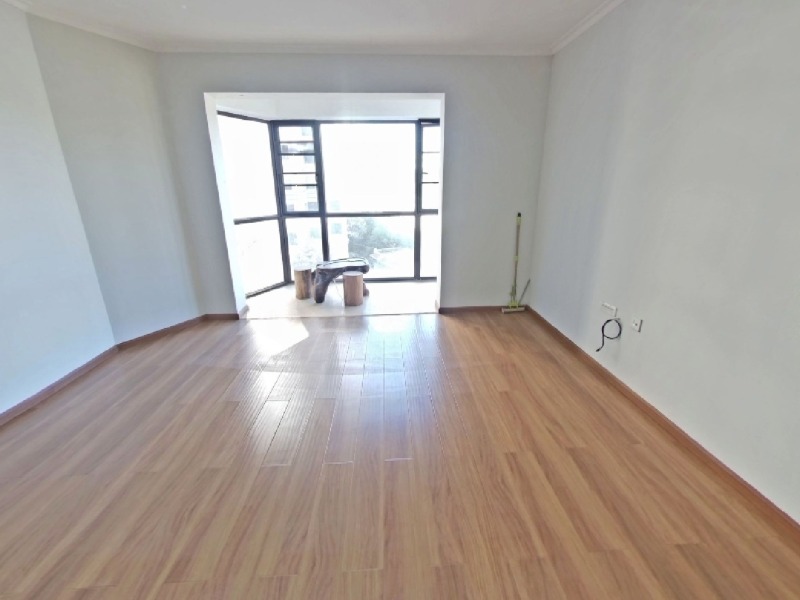 6室2廳2陽臺(tái) 金康園其他