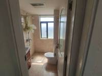 4室2廳2陽臺(tái) 金岸春天臥室