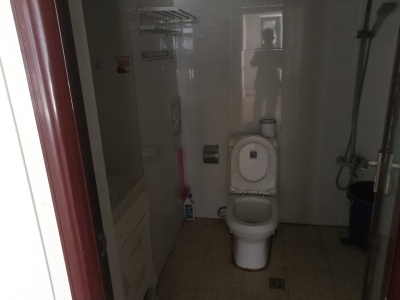 4室2廳1陽(yáng)臺(tái) 江東小康城