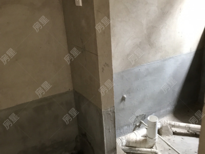 5室2廳5陽(yáng)臺(tái) 招商海公館