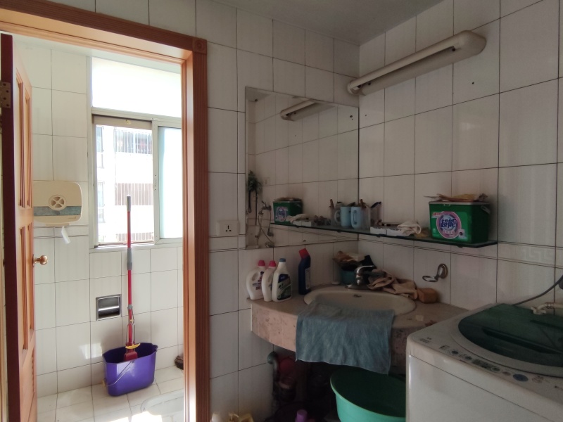 5室2廳2陽臺(tái) 金星小區(qū)其他