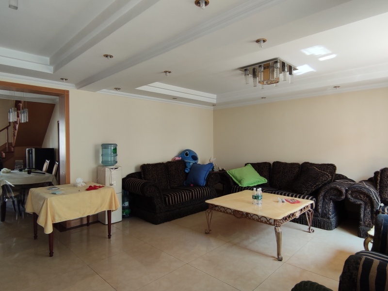 5室2廳2陽臺(tái) 金星小區(qū)其他