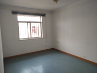 4室2廳2陽(yáng)臺(tái) 鑫安花園客廳