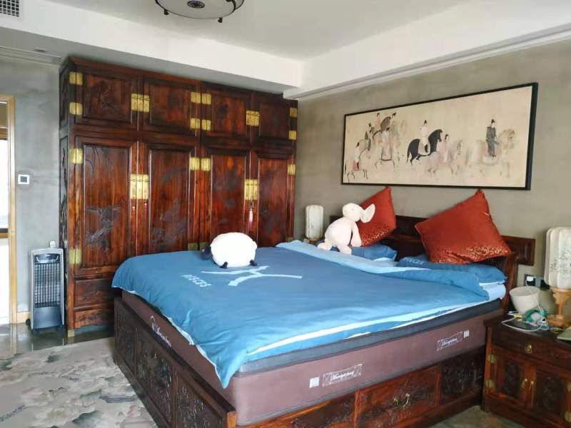 5室2廳4陽臺(tái) 都鐸城邦3號(hào)院別墅臥室