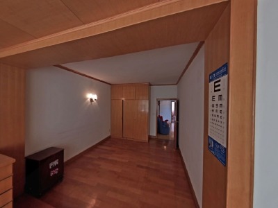 4室2廳1陽臺 凱苑小區(qū)