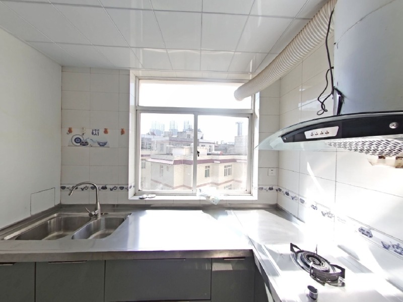 3室2廳1陽臺(tái) 香格里拉盛景廚房