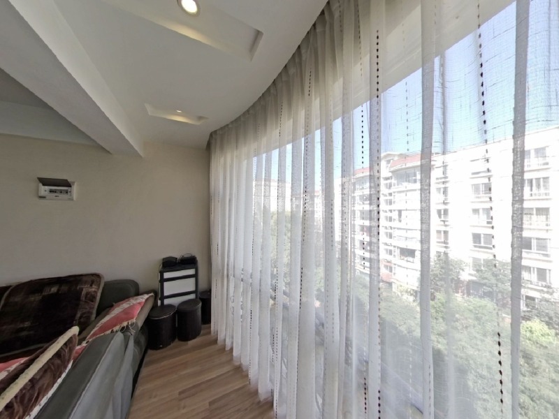 3室2廳1陽臺(tái) 香格里拉盛景陽臺(tái)