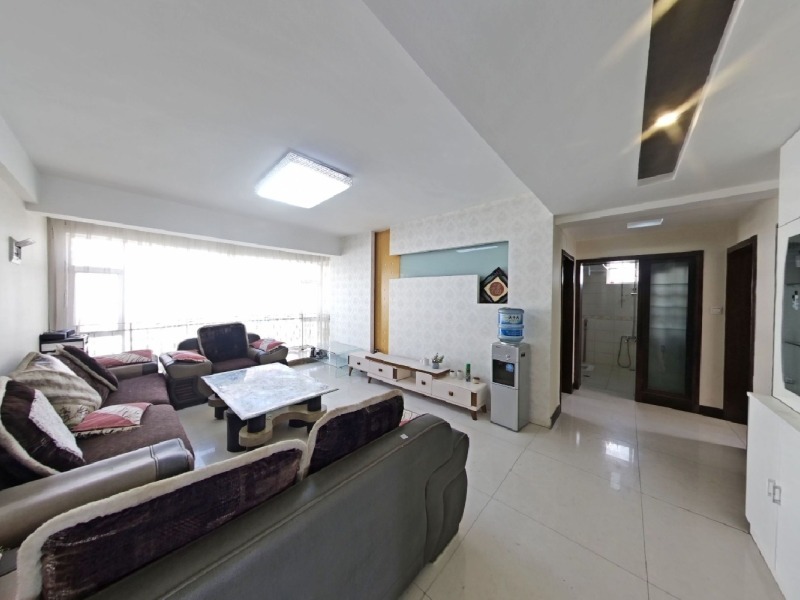 3室2廳1陽臺(tái) 香格里拉盛景客廳