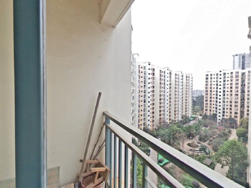 3室2廳2陽臺 滇池嶺秀二期陽臺