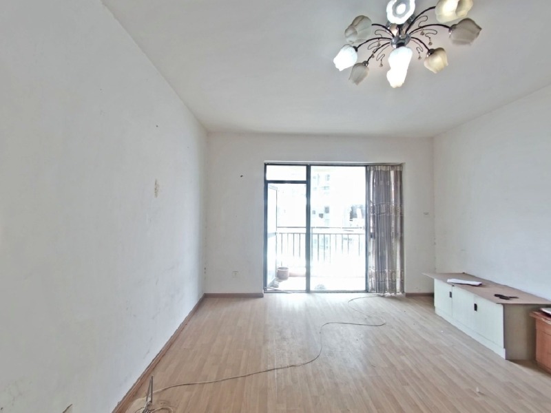 3室2廳2陽臺 滇池嶺秀二期客廳