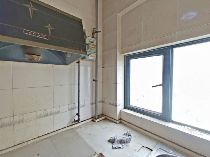 3室2廳2陽臺 滇池嶺秀二期廚房