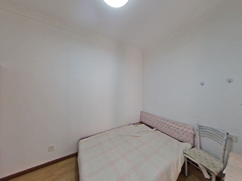 3室2廳1陽臺 實(shí)力壹方城臥室