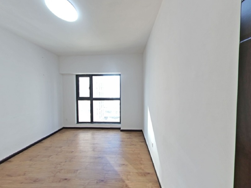 4室2廳2陽臺(tái) 金尚俊園二期臥室