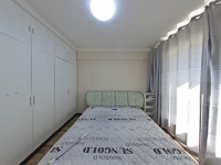 3室2廳1陽臺(tái) 香格里拉盛景臥室