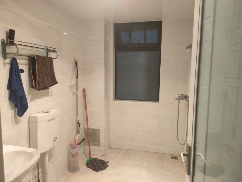 5室2廳2陽臺 新亞洲星云園衛(wèi)生間