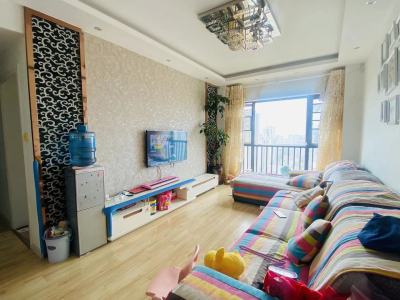 3室2廳1陽(yáng)臺(tái) 金檀