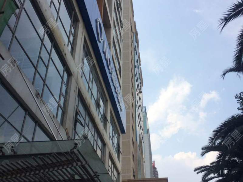 5室3廳1陽(yáng)臺(tái) 銀海SOHO公寓公寓客廳