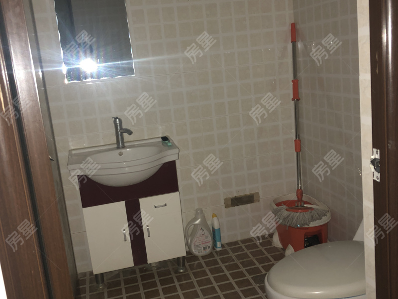 1室1廳 金域緹香衛(wèi)生間