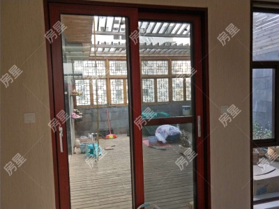 5室2廳2陽(yáng)臺(tái) 東泰花園二區(qū)