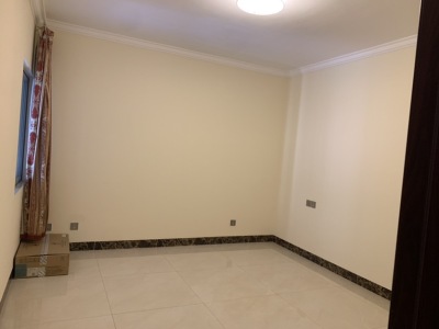 3室2廳1陽(yáng)臺(tái) 共信時(shí)代廣場(chǎng)