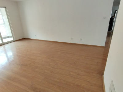 4室2廳2陽臺 世紀(jì)城茗春苑