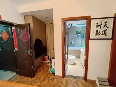 4室2廳2陽臺 貴研自然界