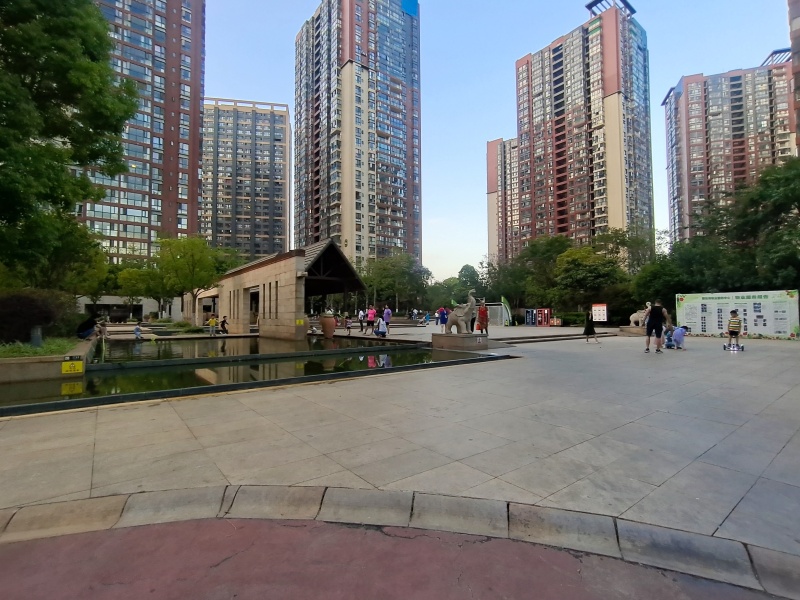 德润朗悦湾户型图