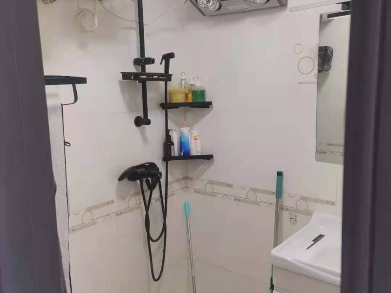 2室2廳1陽臺 小城故事衛(wèi)生間